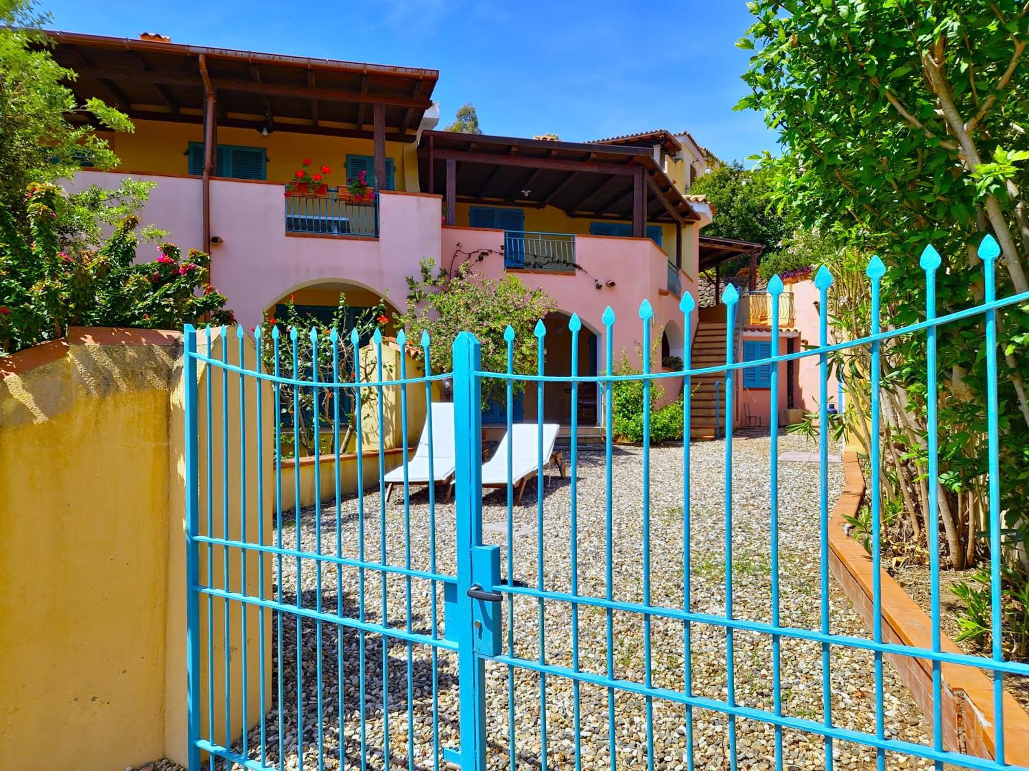 Dommos - Pintada Apartments Cala Liberotto Eksteriør bilde